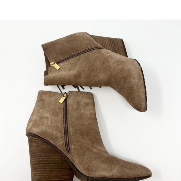 Isola Antonella Suede Fringe Wedge Ankle Boot Tan Nude Women's size 8 - Picture 9 of 10